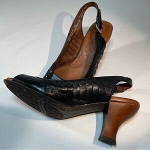 NAYA Fandango black Slingback peek toe heels 5.5